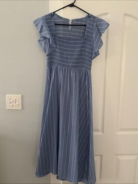 Cupshe Light Blue & White Striped Square-Neck Midi Dress